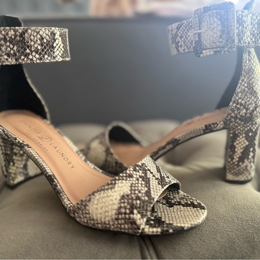 Chinese Laundry Black and Cream Heels with Block Heel